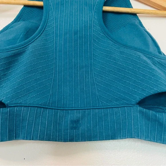 NWT All in Motion Teal Blue High Neck Cut Out Sports Bra Large - Picture 8 of 9